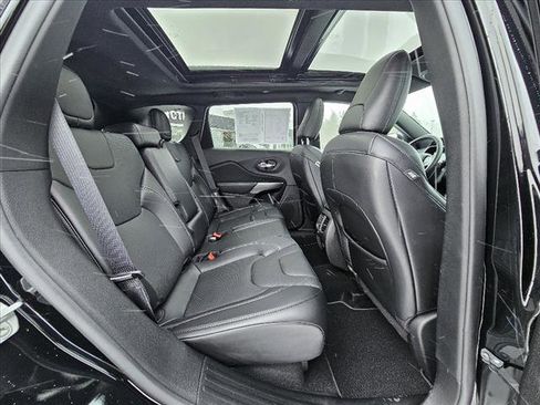 Certified 2021 Jeep Cherokee Latitude Lux 80th Anniv w/ Quick Order Package 26U 80TH image 41