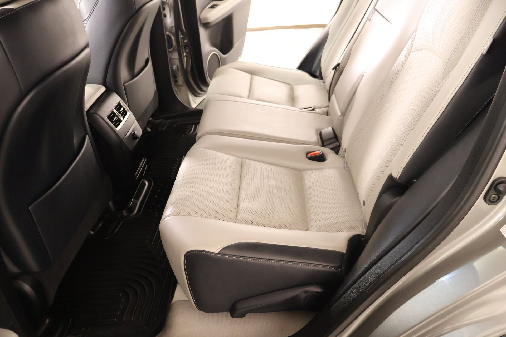 Used 2018 Lexus RX 350 FWD w/ Premium Package image 13