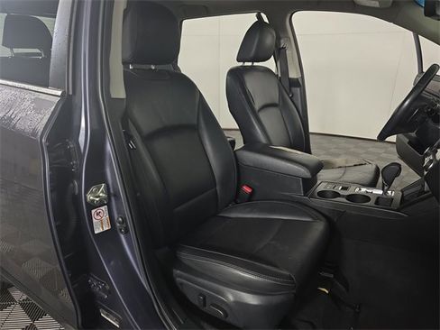 Used 2017 Subaru Outback 2.5i Limited image 18