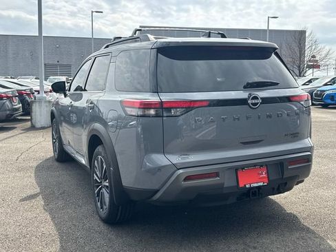 New 2026 Nissan Pathfinder Platinum image 6
