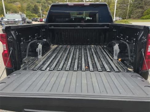 Used 2022 Chevrolet Silverado 1500 LT image 25