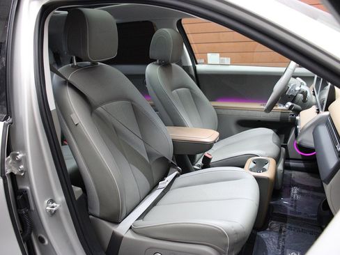 Used 2024 Hyundai Ioniq 5 Limited image 22