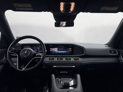 Used 2025 Mercedes-Benz GLE 350 4MATIC image 9