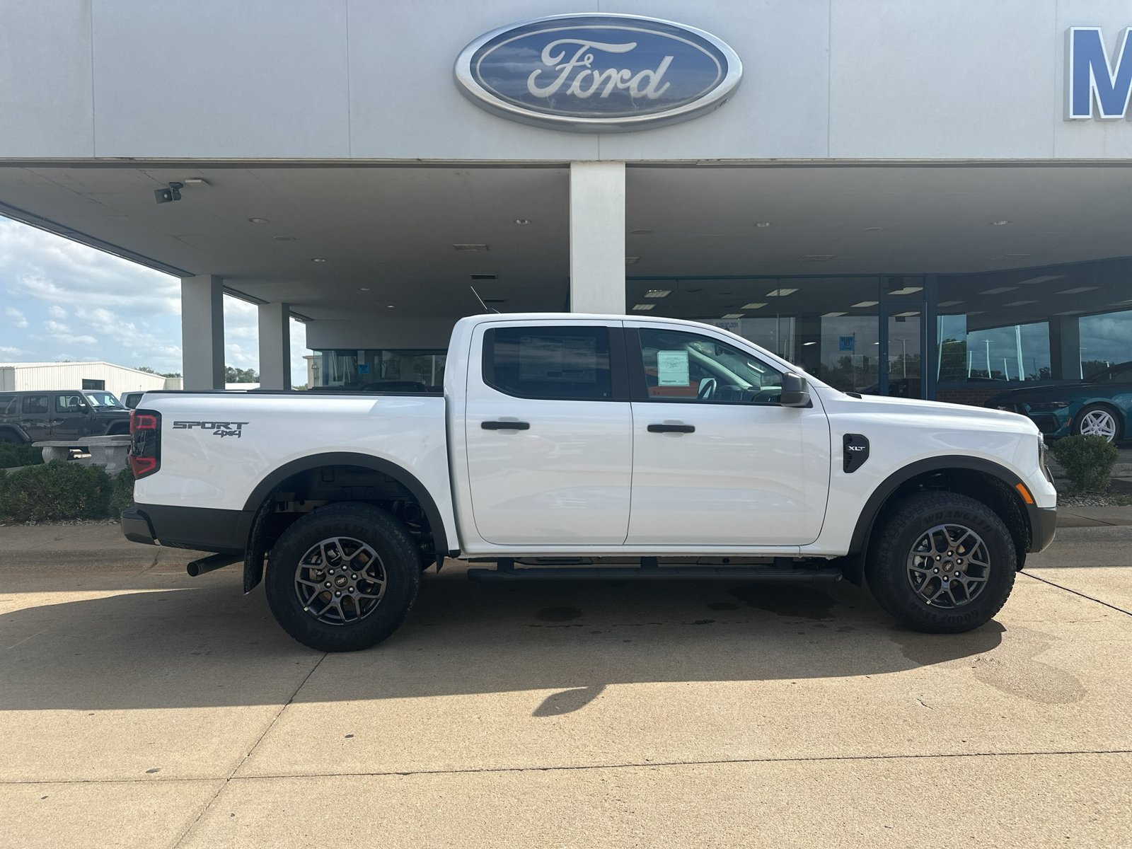 New 2026 Ford Ranger XLT w/ Equipment Group 301A High AWD/4WD image 13