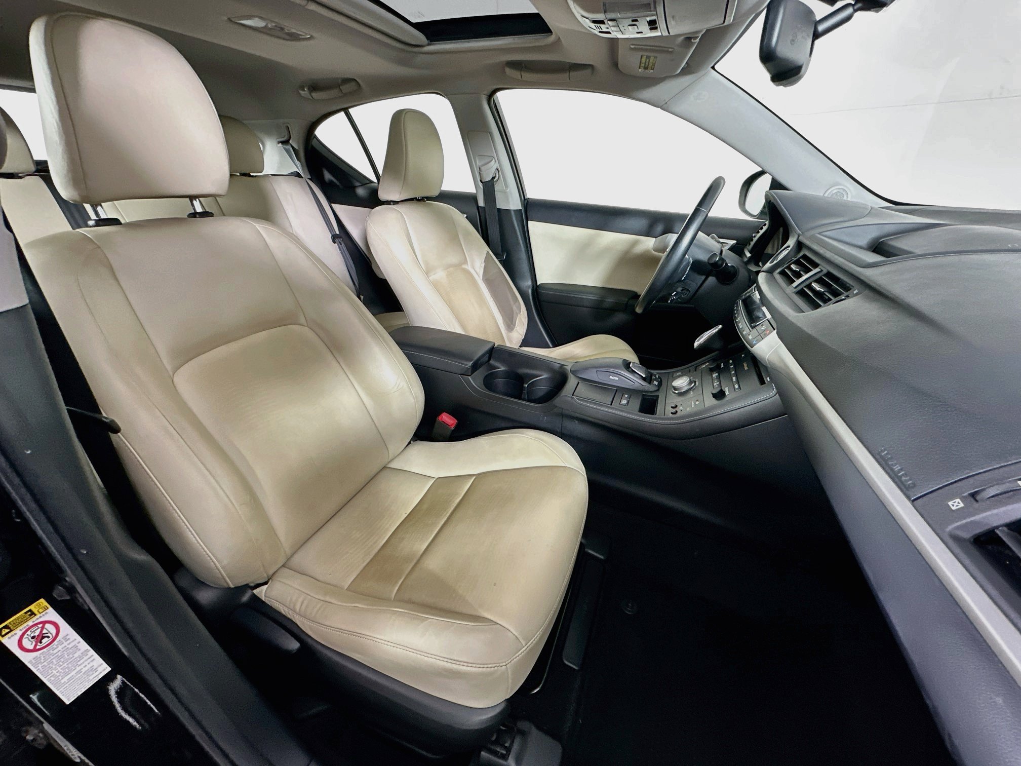 Used 2012 Lexus CT 200h Premium w/ Premium Audio Pkg FWD image 31