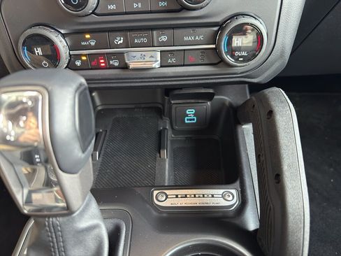 New 2025 Ford Bronco Outer Banks w/ Sasquatch Package AWD/4WD image 26