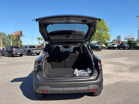 New 2026 Nissan Kicks SV FWD image 18