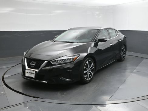 Used 2023 Nissan Maxima SV w/ Floor Mat Group FWD image 1
