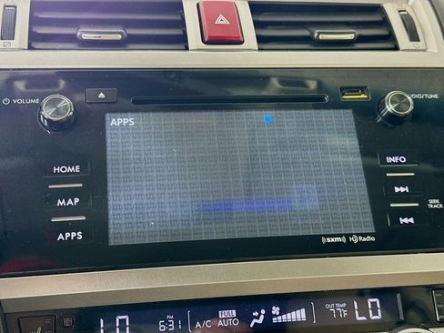 Used 2015 Subaru Outback 2.5i Premium image 17