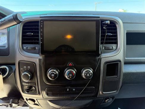 Used 2013 RAM 1500 Express AWD/4WD image 35