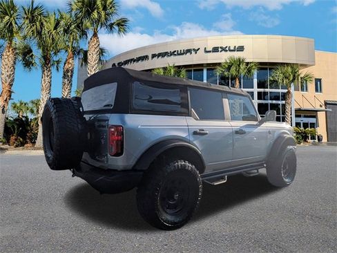 Used 2021 Ford Bronco Black Diamond image 5