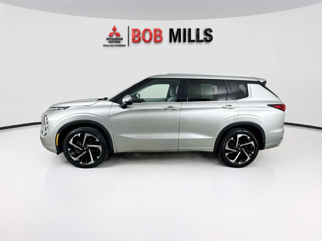 Used 2024 Mitsubishi Outlander SEL FWD image 4
