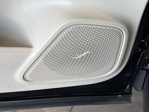 Certified 2026 Mercedes-Benz GLB 250 4MATIC image 25