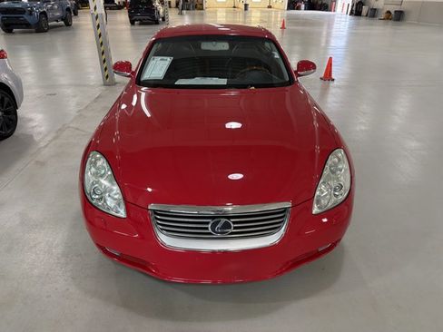 Used 2002 Lexus SC 430 Convertible image 3