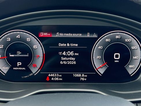 Used 2022 Audi Q5 2.0T Premium Plus w/ Premium Plus Package AWD/4WD image 13