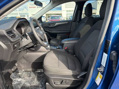 Used 2023 Ford Escape Active w/ Tech Pack #1 image 9