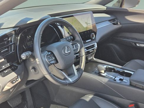 Used 2025 Lexus RX 350 Premium w/ Accessory Package (Z1) FWD image 10