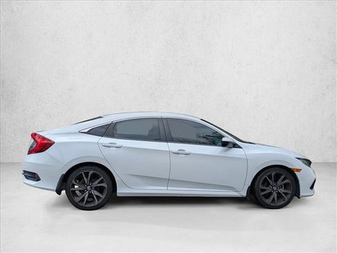 Used 2019 Honda Civic Sport image 4