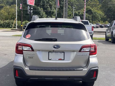 Used 2019 Subaru Outback 2.5i Limited w/ Popular Package #2 AWD/4WD image 7