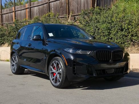 New 2026 BMW X5 xDrive50e w/ M Sport Package image 2