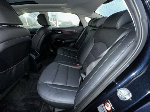 Used 2019 Kia Cadenza Technology image 27