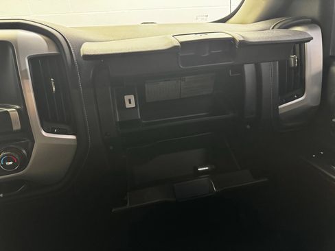 Used 2016 GMC Sierra 2500 SLE AWD/4WD image 29
