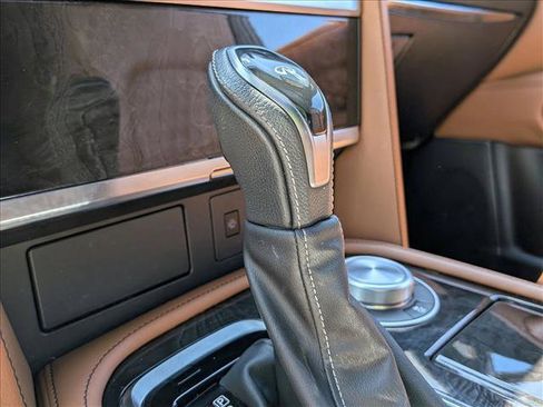 Used 2024 INFINITI QX80 Sensory w/ Cargo Package AWD/4WD image 11
