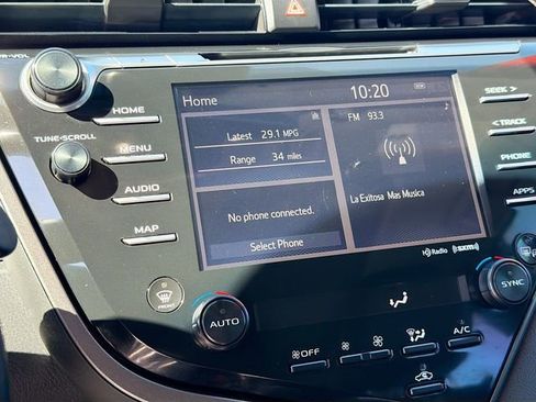 Used 2019 Toyota Camry XSE FWD image 14
