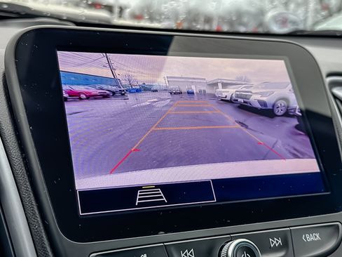 Used 2023 Chevrolet Malibu LT image 18