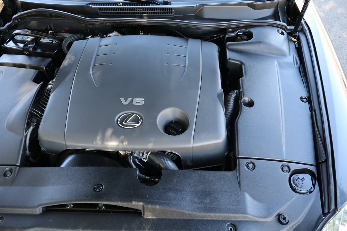 Used 2011 Lexus IS 250 w/ Premium Pkg Value Edition RWD image 39