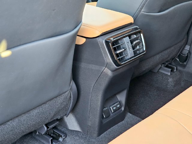 Used 2023 Lexus NX 350 AWD image 26