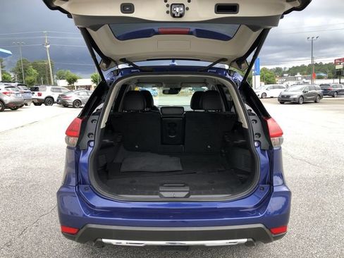 Used 2018 Nissan Rogue SL FWD image 11