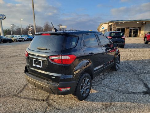 Used 2020 Ford EcoSport S image 8