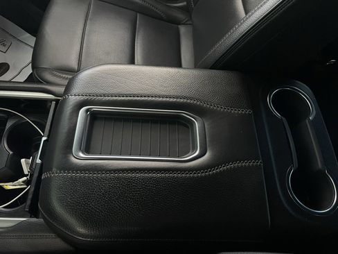 Used 2021 GMC Yukon Denali image 46