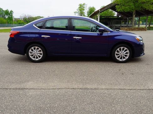 Used 2019 Nissan Sentra SV FWD image 4