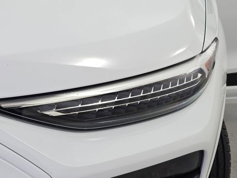 Certified 2025 Audi Q6 e-tron Premium Plus w/ Premium Plus image 31