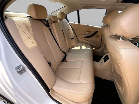 Used 2015 BMW 320i xDrive Sedan AWD/4WD image 19