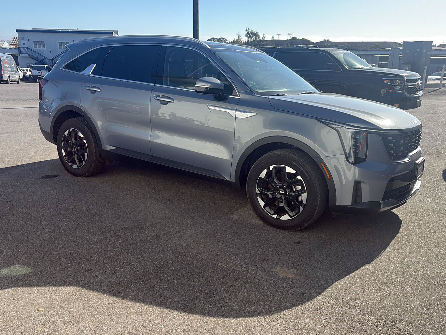 Used 2025 Kia Sorento S w/ Panoramic Sunroof Package FWD image 6