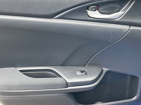 Used 2021 Honda Civic EX image 9