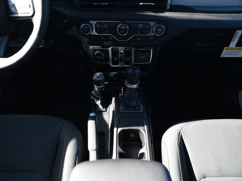 New 2026 Jeep Gladiator Sport image 24