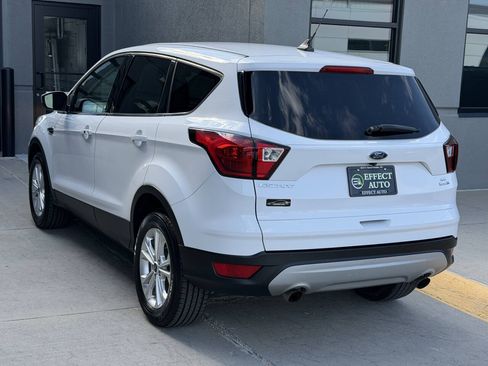 Used 2019 Ford Escape SE AWD/4WD image 9