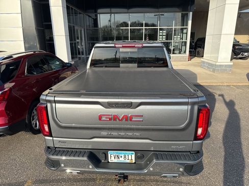 Used 2021 GMC Sierra 1500 SLT w/ SLT Premium Plus Package AWD/4WD image 6
