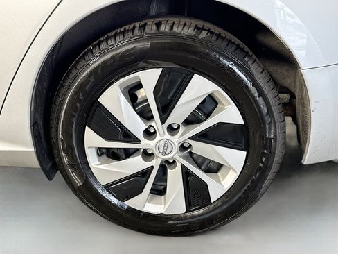 Used 2024 Nissan Altima 2.5 S FWD image 37