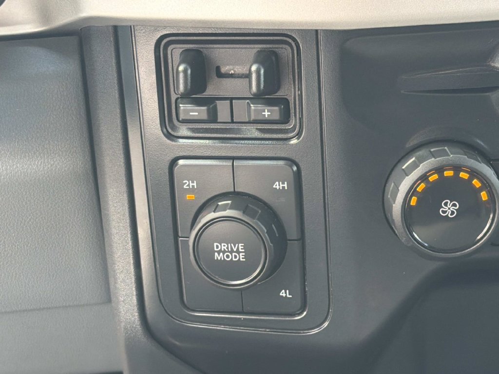 Certified 2026 Ford F250 XLT AWD/4WD image 16
