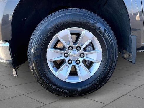 Used 2021 Chevrolet Silverado 1500 LT image 10