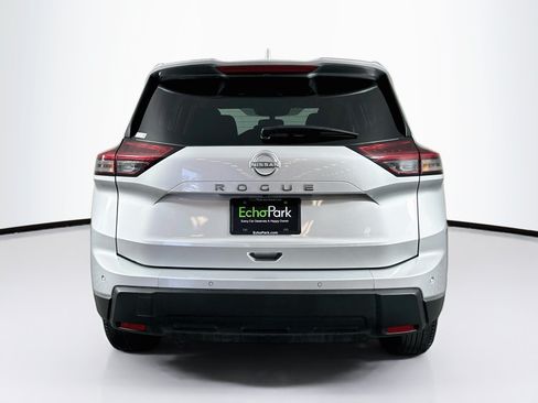 Used 2025 Nissan Rogue SV FWD image 7