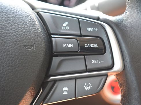 Used 2020 Honda Accord Touring image 14