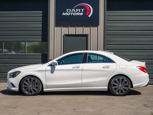 Used 2019 Mercedes-Benz CLA 250 4MATIC image 4