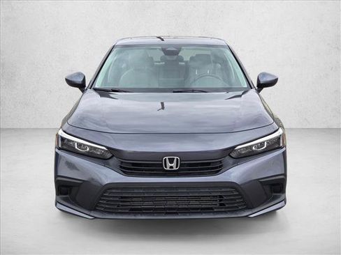 Used 2022 Honda Civic EX image 2