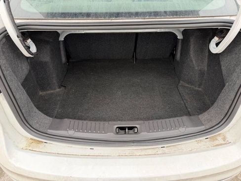 Used 2017 Ford Fiesta SE image 17